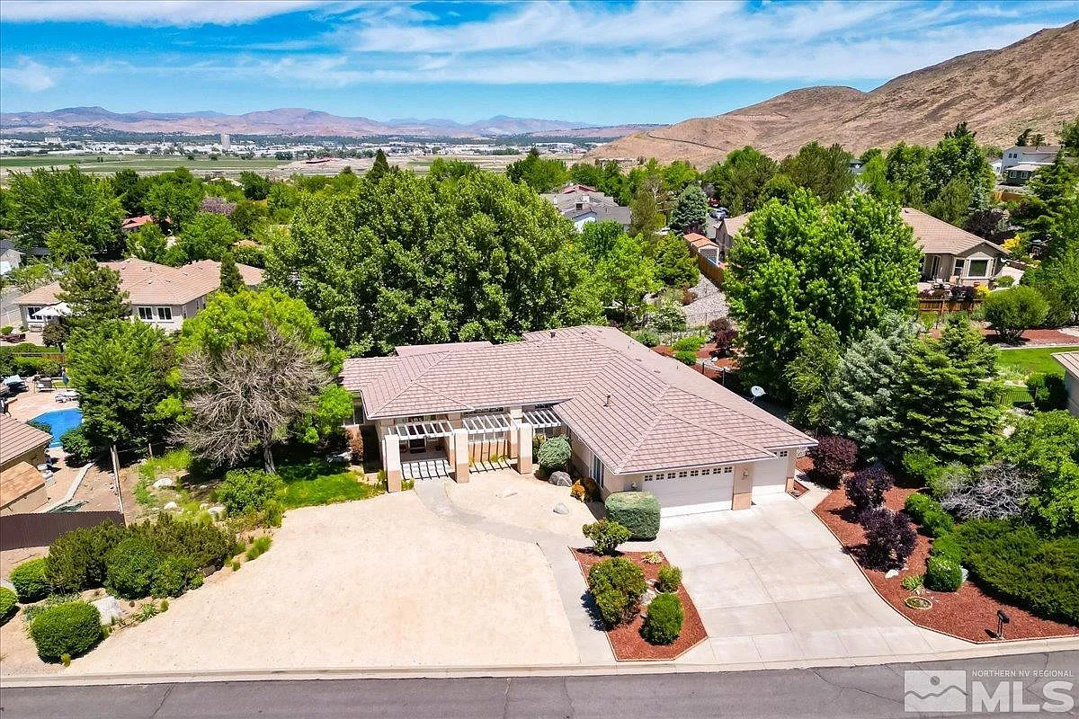 7215 Cheltenham Way photo 1