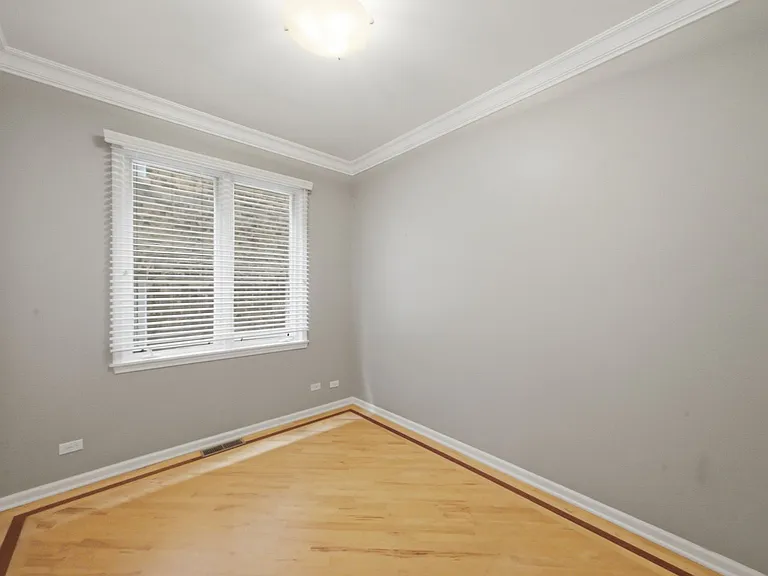 2647 W Haddon Ave #2 — Photo 12
