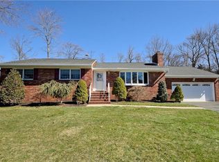 1395 Thomas Ave, North Brunswick, NJ 08902