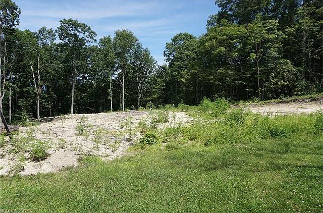 1st image of 78 Mountain Breeze Dr