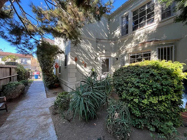 1 bed, 1000 sqft, $2,500 — Photo 4