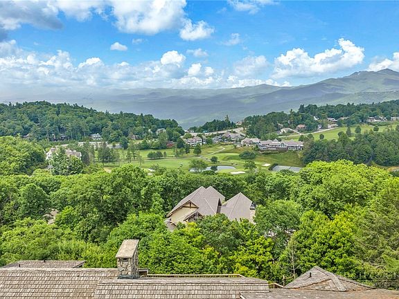 4th image of 483 W Green Hill Drive