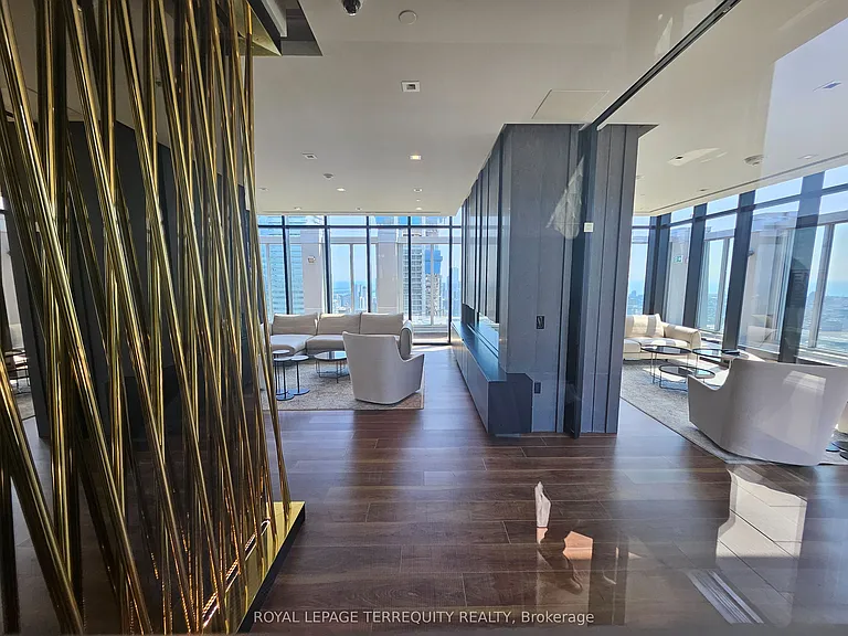 1 Yorkville Ave #4401 — Photo 23