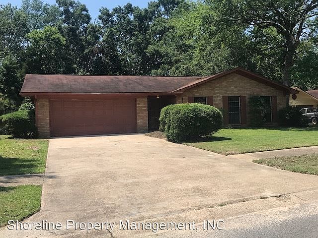 1st image of 2712 Walton Dr