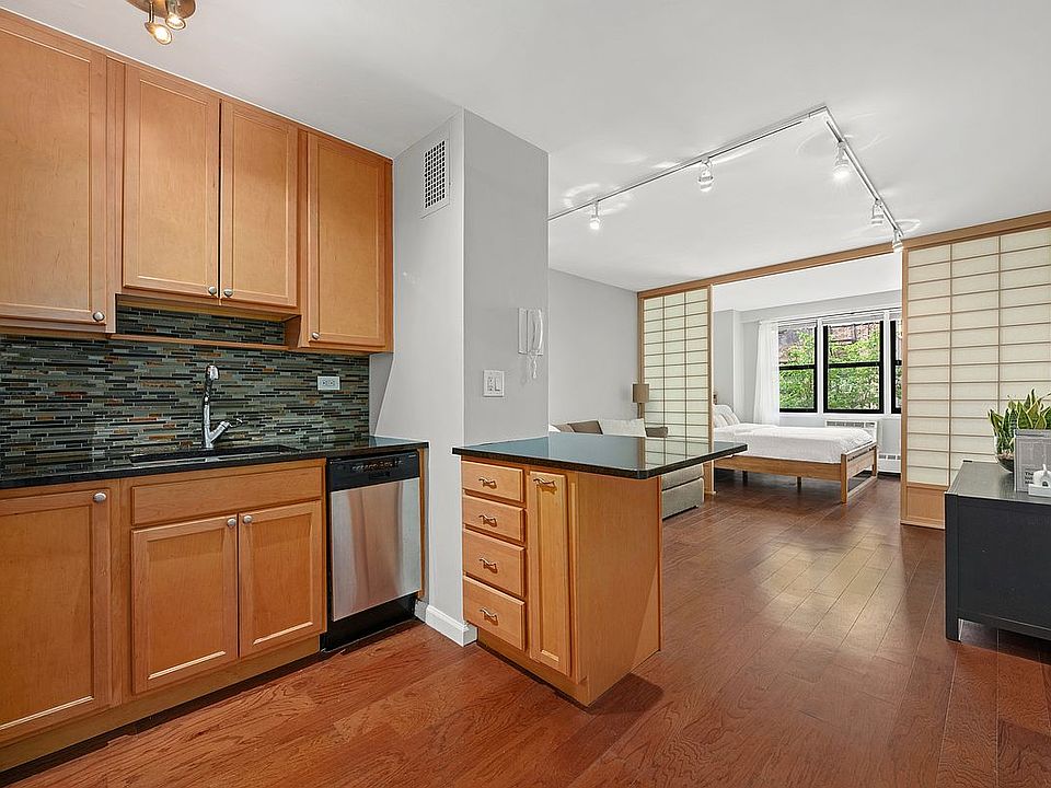 1st image of 145 E 15th St APT 6J