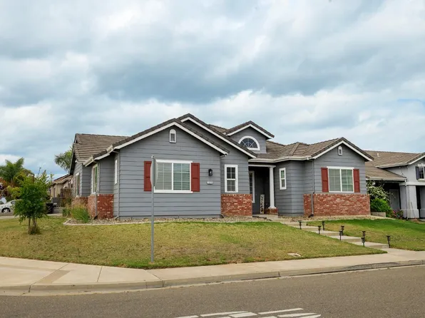 1075 Dallas Dr, Livingston, CA 95334