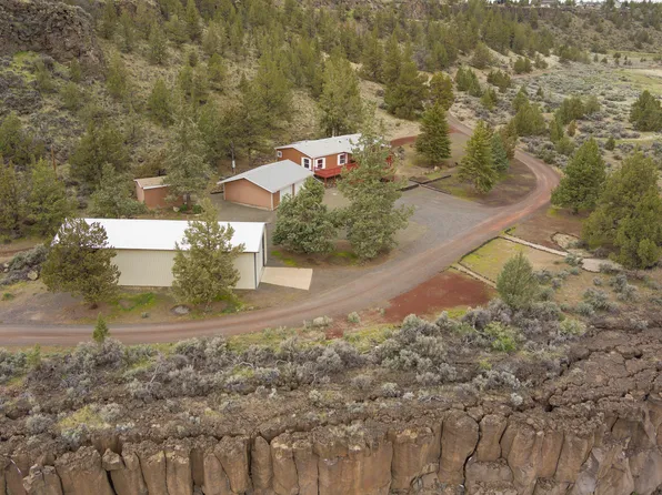 5005 SW Trout Rd, Terrebonne, OR 97760