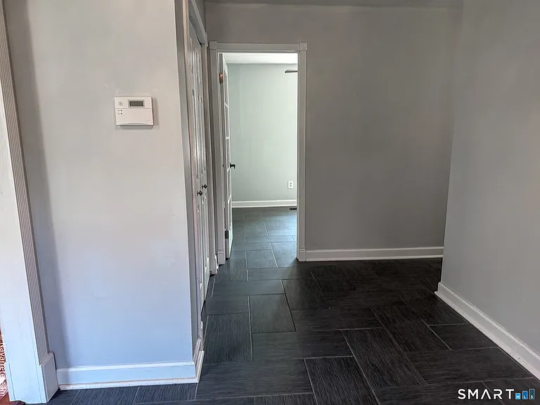 17 Kingsbury Rd — Photo 25