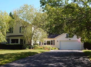 43 Skyview Ln, Rochester, NY 14625