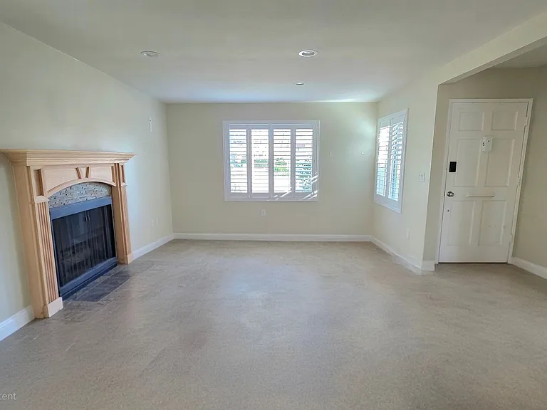 1108 Bright Glen Cir — Photo 4