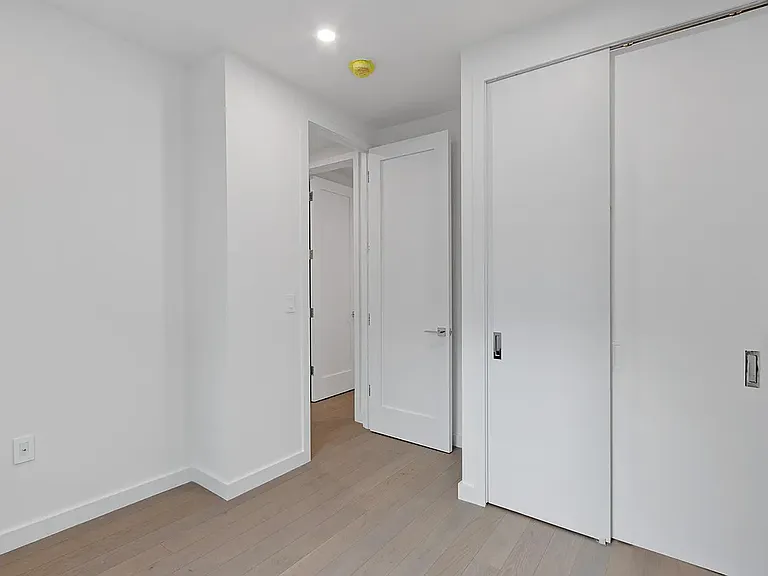 19 Wyckoff St #22 — Photo 11