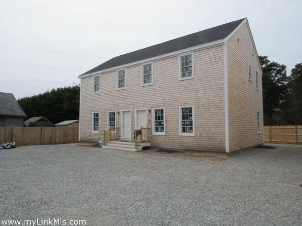 10R Green Meadows Dr, Nantucket, MA 02554