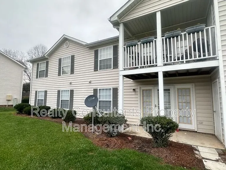 800C Folly Ct — Photo 29