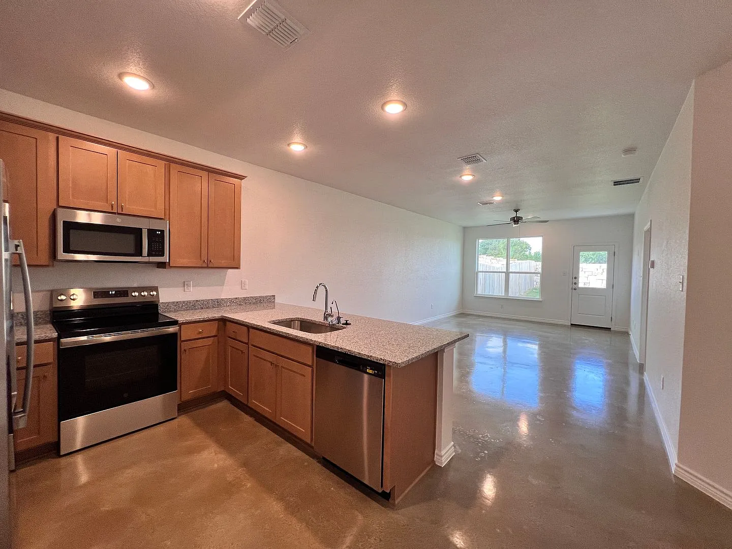 3909 American Elm-Builder Warranty — Photo 4