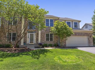 504 Barton Creek Dr, Lake In The Hills, IL 60156