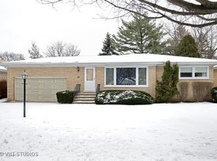 435 S Donald Ave, Arlington Heights, IL 60004