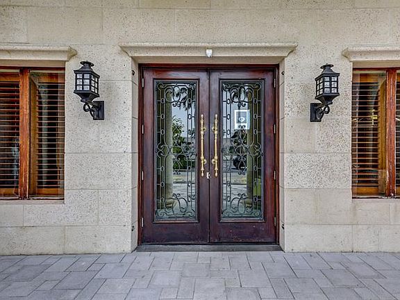 4th image of 651 Okeechobee Blvd APT 1101