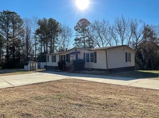 208 Country Club Rd, La Crosse, VA 23950