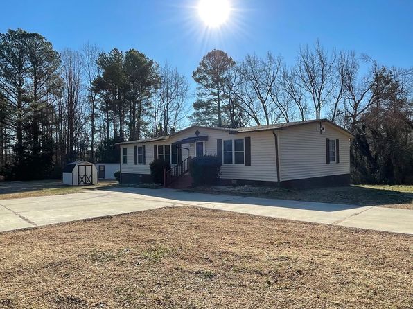 208 Country Club Rd