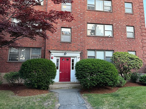 2nd image of 117 Nahant St Unit 1