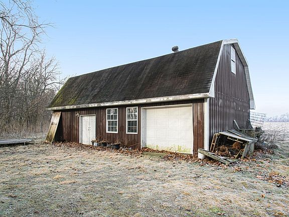 barn