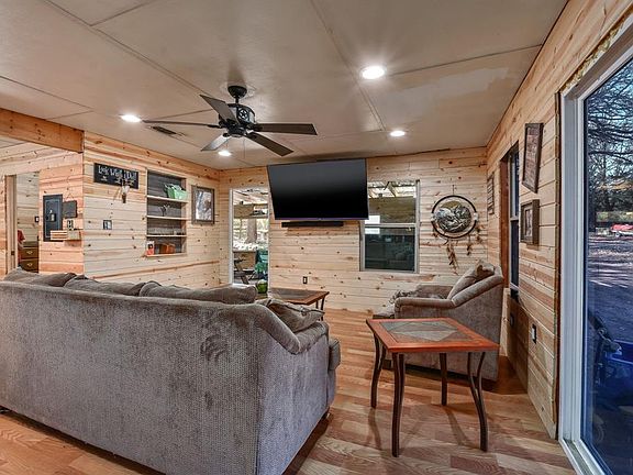 4th image of 30 Applecross Ln