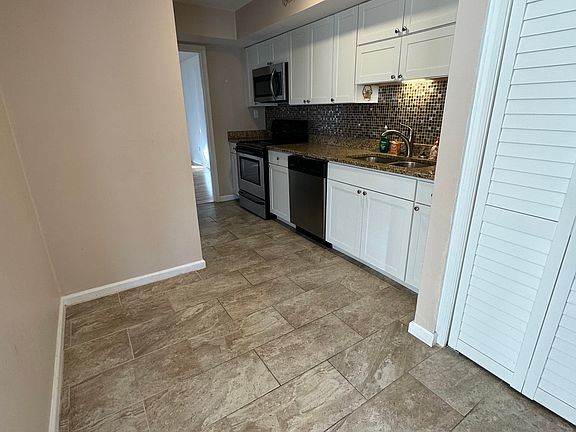 2nd image of 5200 Forestdale Dr