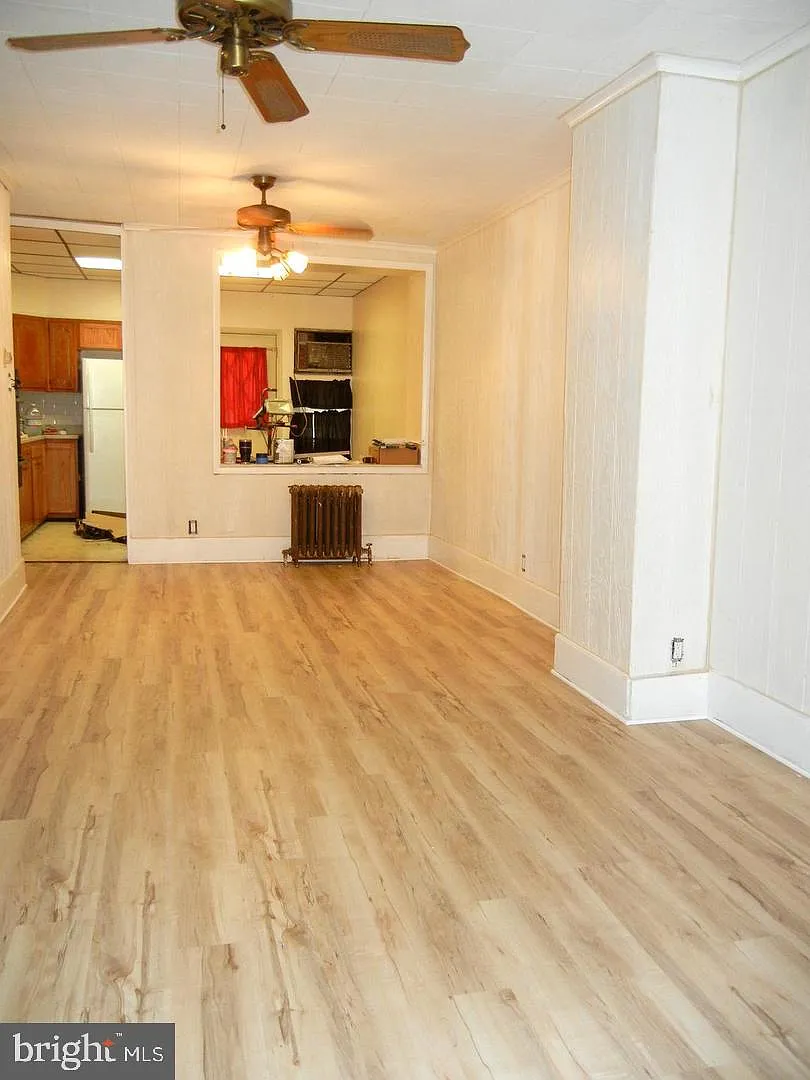3 bed, 1.5 bath, 1081 sqft, $1,495 — Photo 4