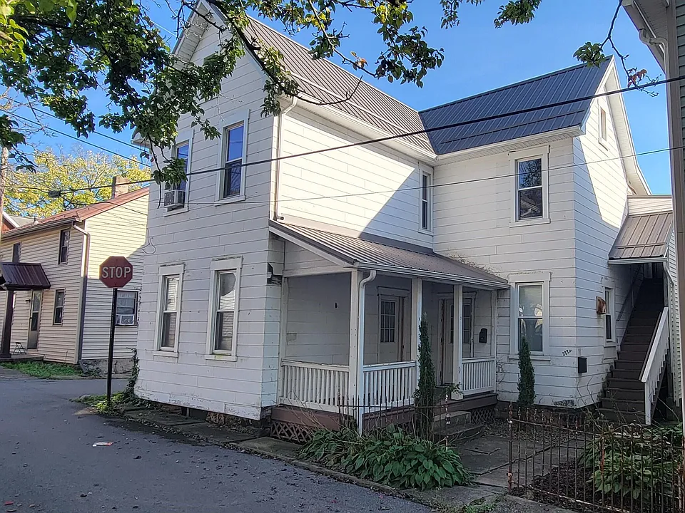 322 E Ross St #1