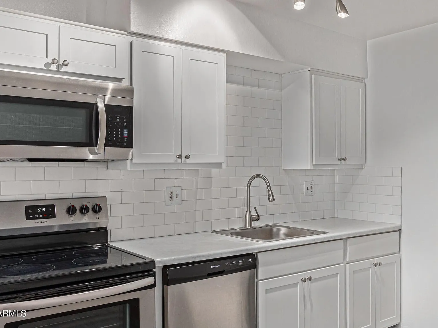 Welcome to The Sanctuary on Wilson - One Month FREE with approved application — Photo 3