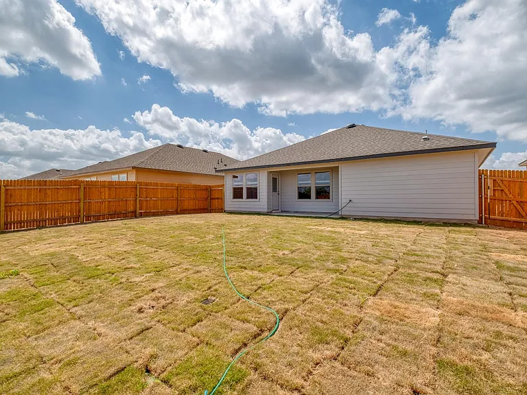 167 McNamara Ct — Photo 18