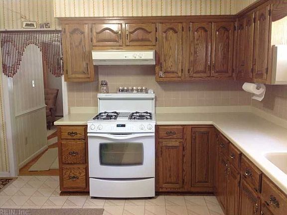 5th image of 1413 Keeler Ln