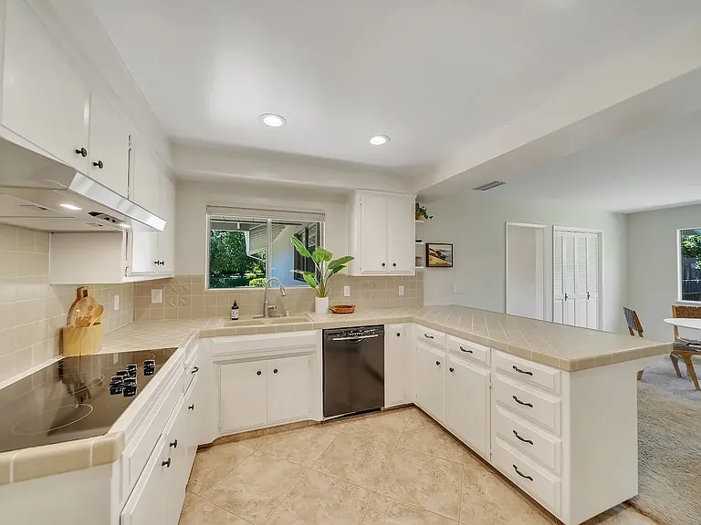 1600 Copenhagen Way — Photo 9
