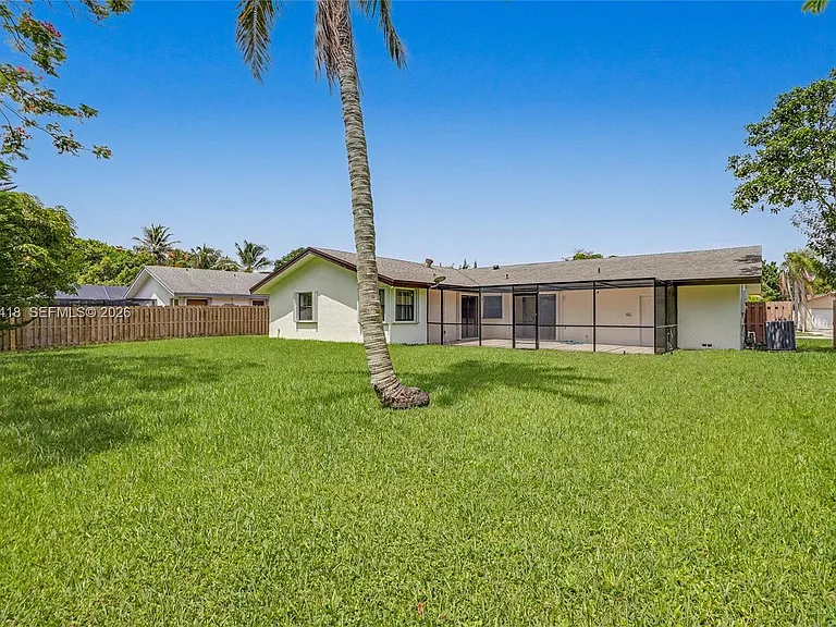 10711 SW 116th Ave — Photo 29
