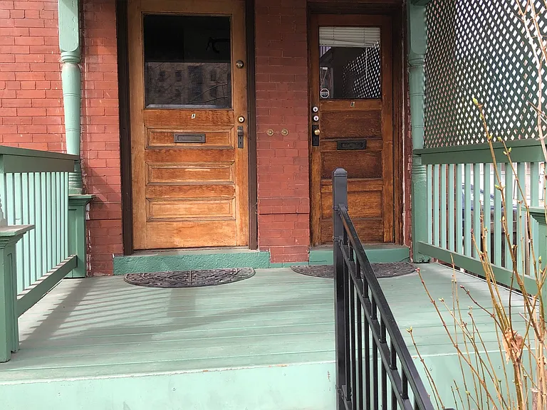 1451 N Corona St #B — Photo 2