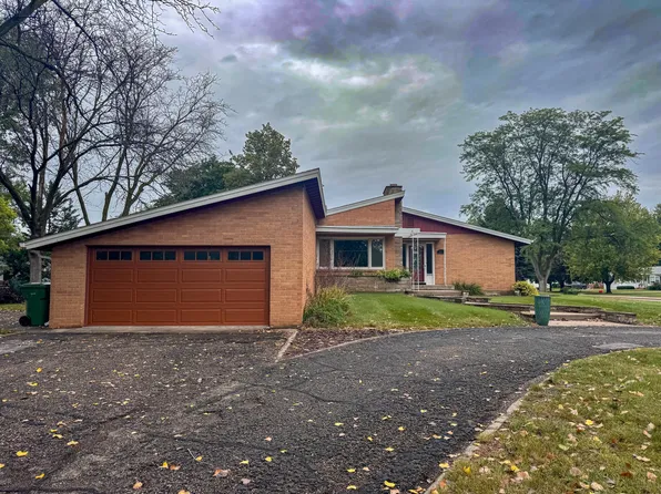 431 18th St SW, Huron, SD 57350