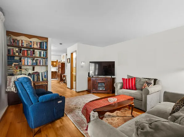 76 Jefferson Street image 8 of 36