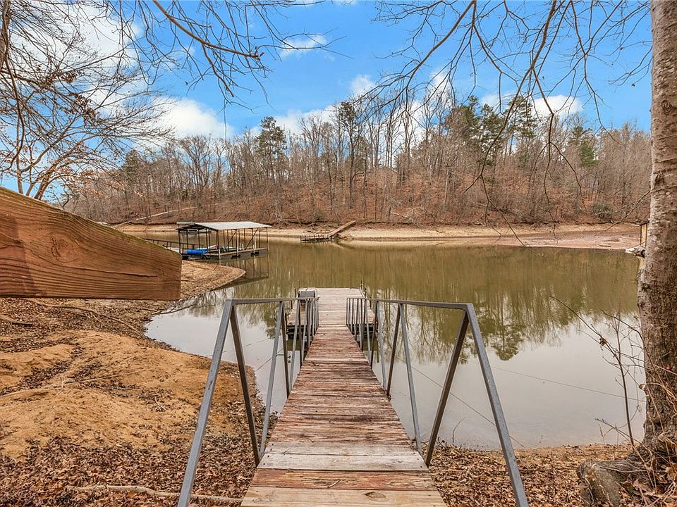 43rd image of this home