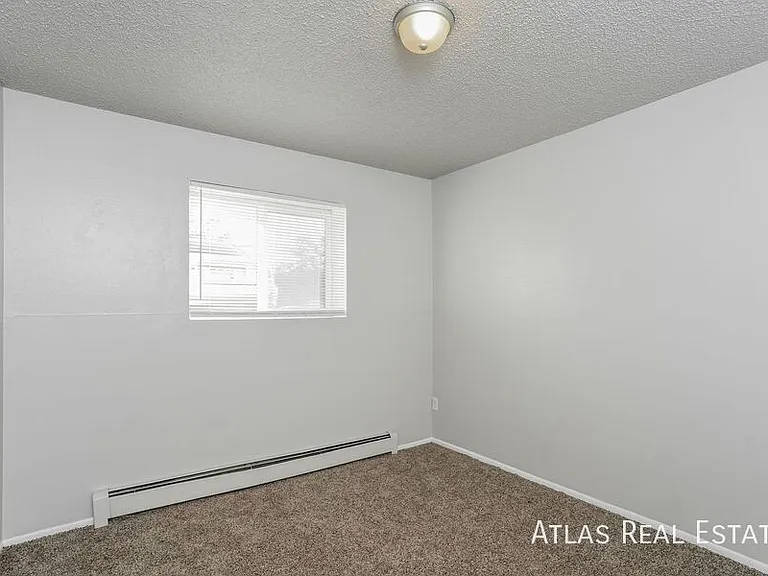 1931 Henderson Ave #2 — Photo 3