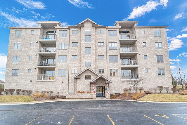 1st image of 11111 Waters Edge Dr Unit 4D