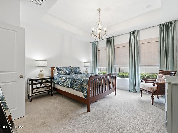 5th image of 22 MOSAIC PARK Avenue