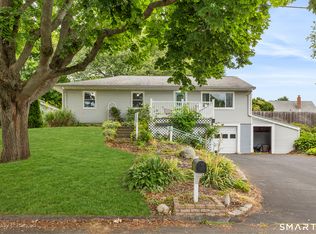 70 Vivian Street, Waterford, CT 06385