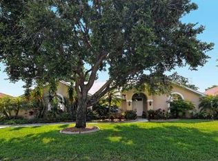 808 Carnoustie Dr, Venice, FL 34293
