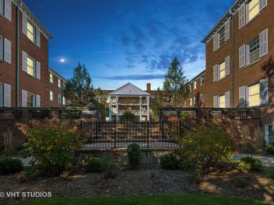 2242 Sherman Ave APT 1, Evanston, IL, 60201