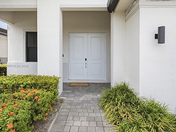 3rd image of 4308 SW 173rd Ave