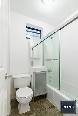 Rented by Bond New York | media 17