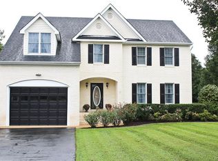 9854 Kingsrock Ln, Mechanicsville, VA 23116