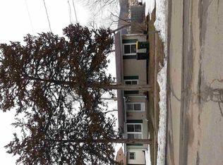 806 S Michigan St, Prairie Du Chien, WI 53821