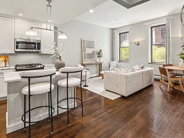 161 W 71st St #4, New York, NY 10023