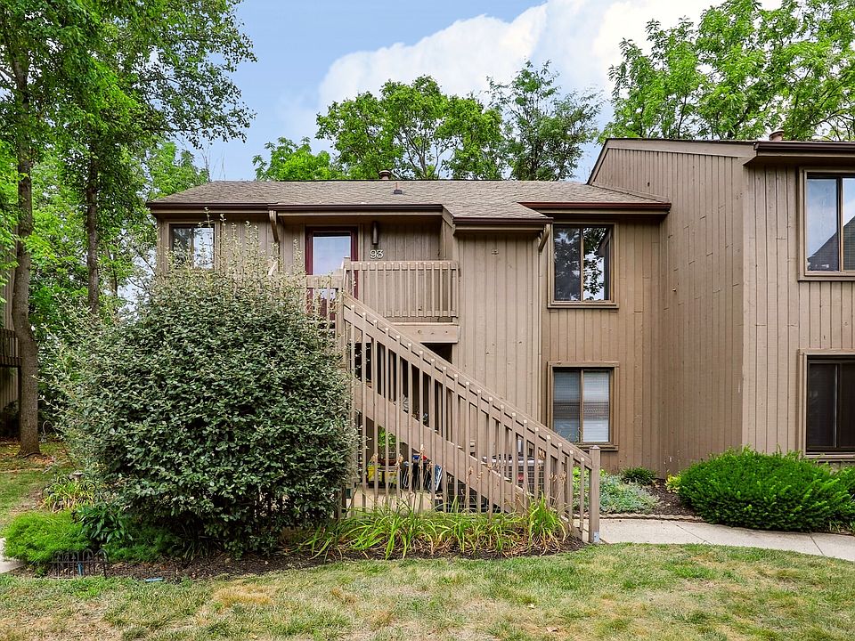 1st image of 93 Lookout Ridge Dr #24U